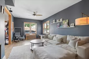 1223 Edmer Ave, Oak Park, IL 60302 - Photo 9