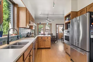 1223 Edmer Ave, Oak Park, IL 60302 - Photo 11
