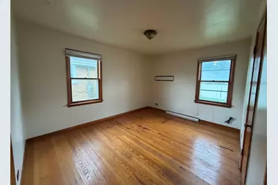 627 E 160th Court, South Holland, IL 60473 - Photo 5