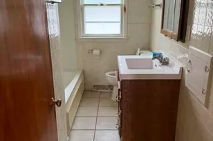 627 E 160th Ct, South Holland, IL 60473 - Photo 7