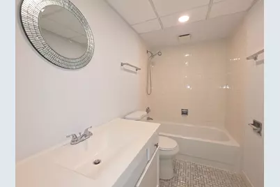 350 Plum Creek Drive #406, Wheeling, IL 60090 - Photo 9