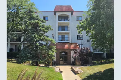 350 Plum Creek Drive #406, Wheeling, IL 60090 - Photo 1