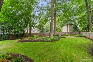 105 Sharon Ct, North Aurora, IL 60542 - Photo 27
