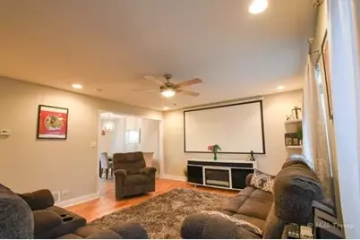 8216 Rachel Lane #0, Justice, IL 60458 - Photo 5