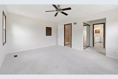 450 Potomac Lane, Elk Grove Village, IL 60007 - Photo 29