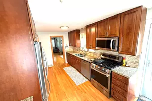 7536 Kildare Ave, Skokie, IL 60076 - Photo 3