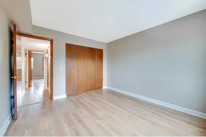 872 S Plum Grove Road #305, Palatine, IL 60067 - Photo 11