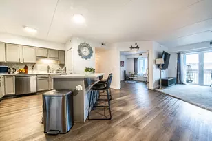9864 W Leland Ave, Schiller Park, IL 60176 - Photo 9