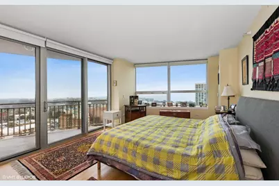 807 Davis Street #1806, Evanston, IL 60201 - Photo 17