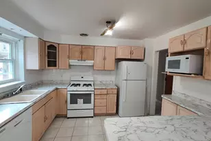 724 Florence Ave, Evanston, IL 60202 - Photo 5