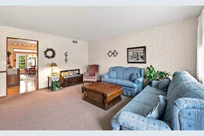 10319 S 82nd Avenue, Palos Hills, IL 60465 - Photo 5