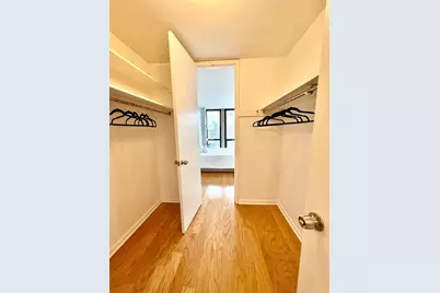 1 E Scott Street #1811, Chicago, IL 60610 - Photo 5