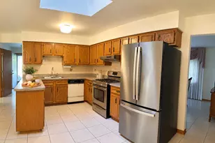 13338 Laramie Blvd, Crestwood, IL 60418 - Photo 7