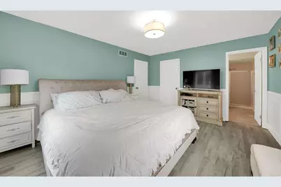 1441 Holland Place, Downers Grove, IL 60515 - Photo 23