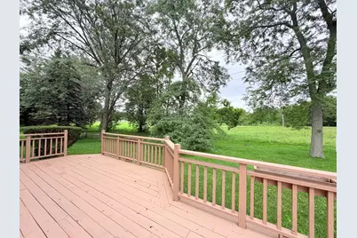 95 Southfield Drive, Vernon Hills, IL 60061 - Photo 27