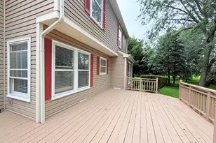 95 Southfield Dr, Vernon Hills, IL 60061 - Photo 25