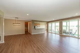 12910 Crestview Dr, Huntley, IL 60142 - Photo 7