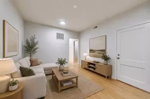 3080 N Davlin Ct, Chicago, IL 60618 - Photo 3
