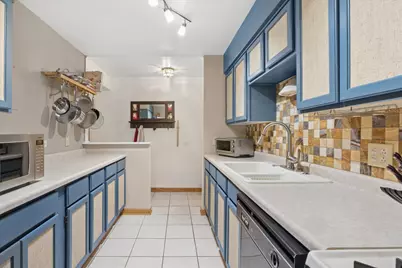 2720 Mitchell Drive #4, Woodridge, IL 60517 - Photo 7