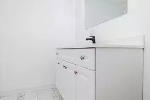 1130 S Sacramento Blvd, Chicago, IL 60612 - Photo 25