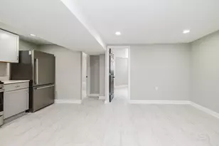 1130 S Sacramento Blvd, Chicago, IL 60612 - Photo 17
