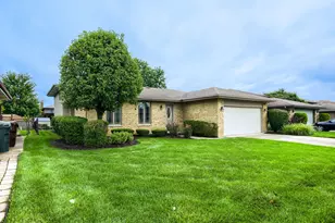 16931 82nd Ave, Tinley Park, IL 60477 - Photo 1