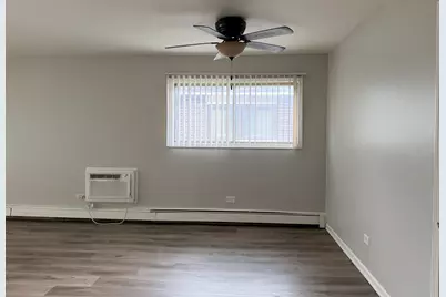 11130 S Columbus Drive #2S, Worth, IL 60482 - Photo 5