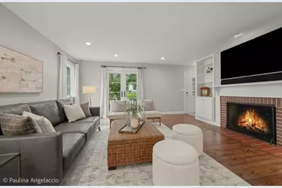 218 Coolidge Avenue, Barrington, IL 60010 - Photo 5