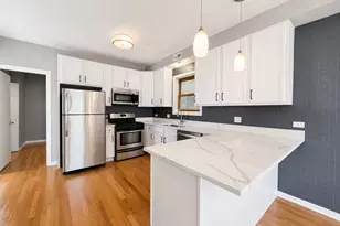 1966 W Diversey Pkwy, Chicago, IL 60614 - Photo 7