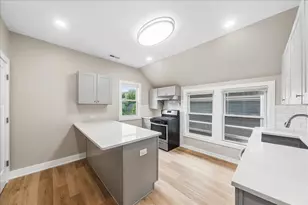 1619 Florence Ave, Evanston, IL 60201 - Photo 5