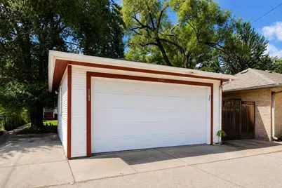 1102 Wisconsin Avenue, Oak Park, IL 60304 - Photo 49