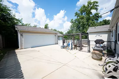 303 Macgregor Road, Lockport, IL 60441 - Photo 3