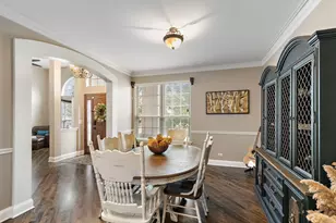 2221 Somerset Ln, Mundelein, IL 60060 - Photo 9