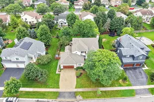 2221 Somerset Ln, Mundelein, IL 60060 - Photo 49