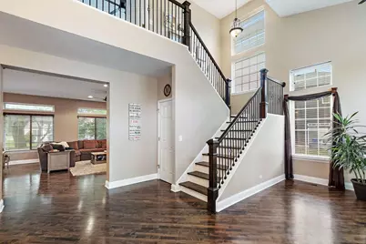 2221 Somerset Lane, Mundelein, IL 60060 - Photo 5