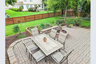 2221 Somerset Lane, Mundelein, IL 60060 - Photo 43