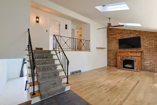 924 N Milwaukee Ave, Libertyville, IL 60048 - Photo 5
