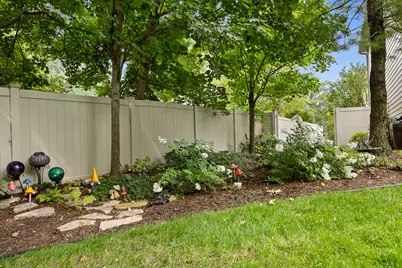 331 Brookside Circle, Wheaton, IL 60187 - Photo 59