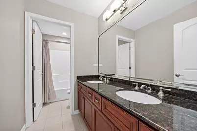 331 Brookside Circle, Wheaton, IL 60187 - Photo 33