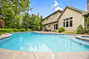 331 Brookside Cir, Wheaton, IL 60187 - Photo 49