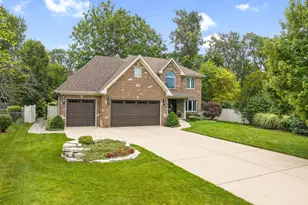331 Brookside Cir, Wheaton, IL 60187 - Photo 1