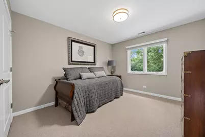 331 Brookside Circle, Wheaton, IL 60187 - Photo 35