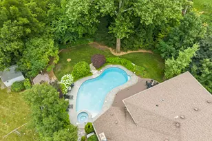 331 Brookside Cir, Wheaton, IL 60187 - Photo 51
