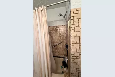 8118 S Rhodes Avenue, Chicago, IL 60619 - Photo 13