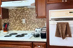 8118 S Rhodes Ave, Chicago, IL 60619 - Photo 5
