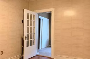 8118 S Rhodes Ave, Chicago, IL 60619 - Photo 11