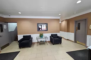 2250 N Lincoln Ave, Chicago, IL 60614 - Photo 9