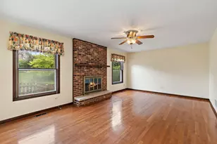 1105 Beachcomber Dr, Schaumburg, IL 60193 - Photo 11
