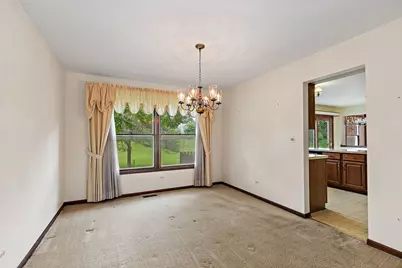 1105 Beach Comber Drive, Schaumburg, IL 60193 - Photo 7