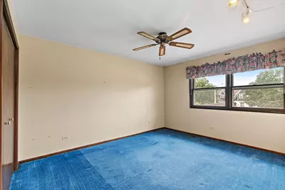 1105 Beach Comber Drive, Schaumburg, IL 60193 - Photo 19